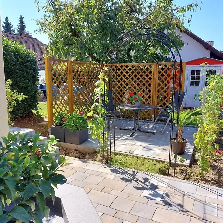 Esther Apartment Singen